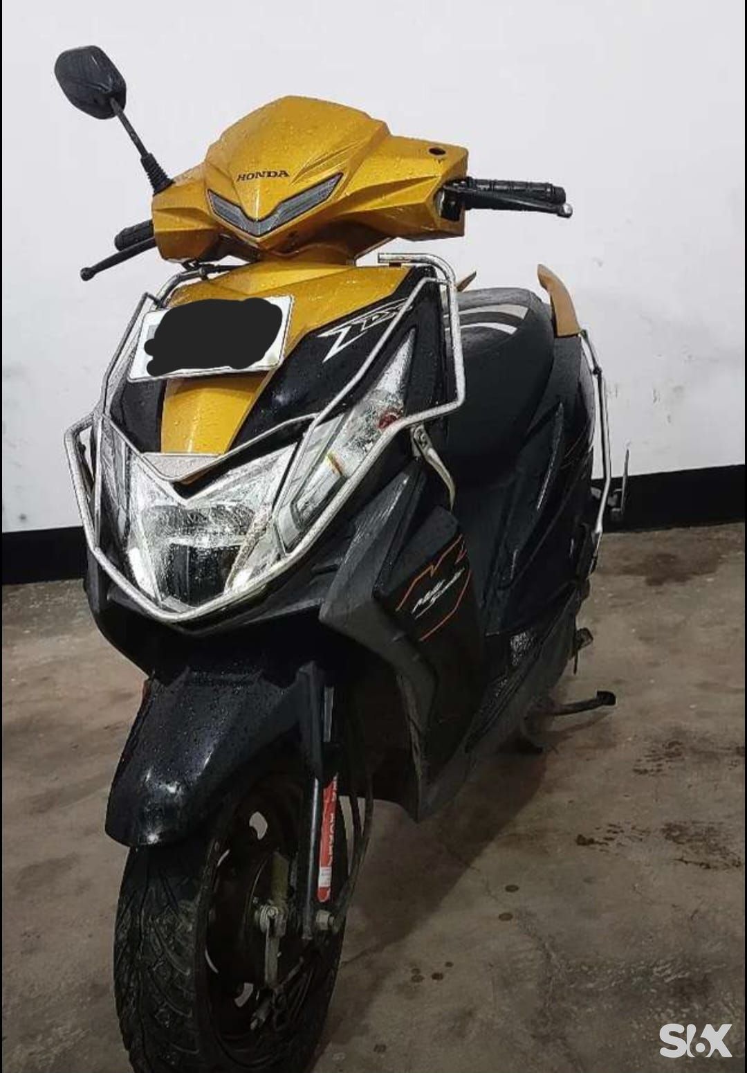 Honda Dio deluxe Used scooty in Model-dio