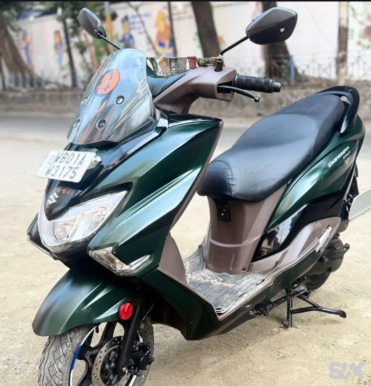 Suzuki Burgman Street 125 bs-vi Used scooty in Kolkata