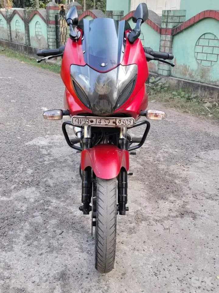 Bajaj Pulsar 220 standard Used bikes in Model-pulsar-220