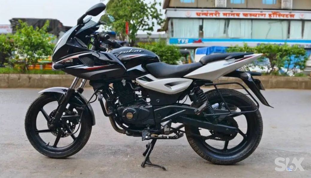 Bajaj Pulsar 220 standard Used bikes in Model-pulsar-220