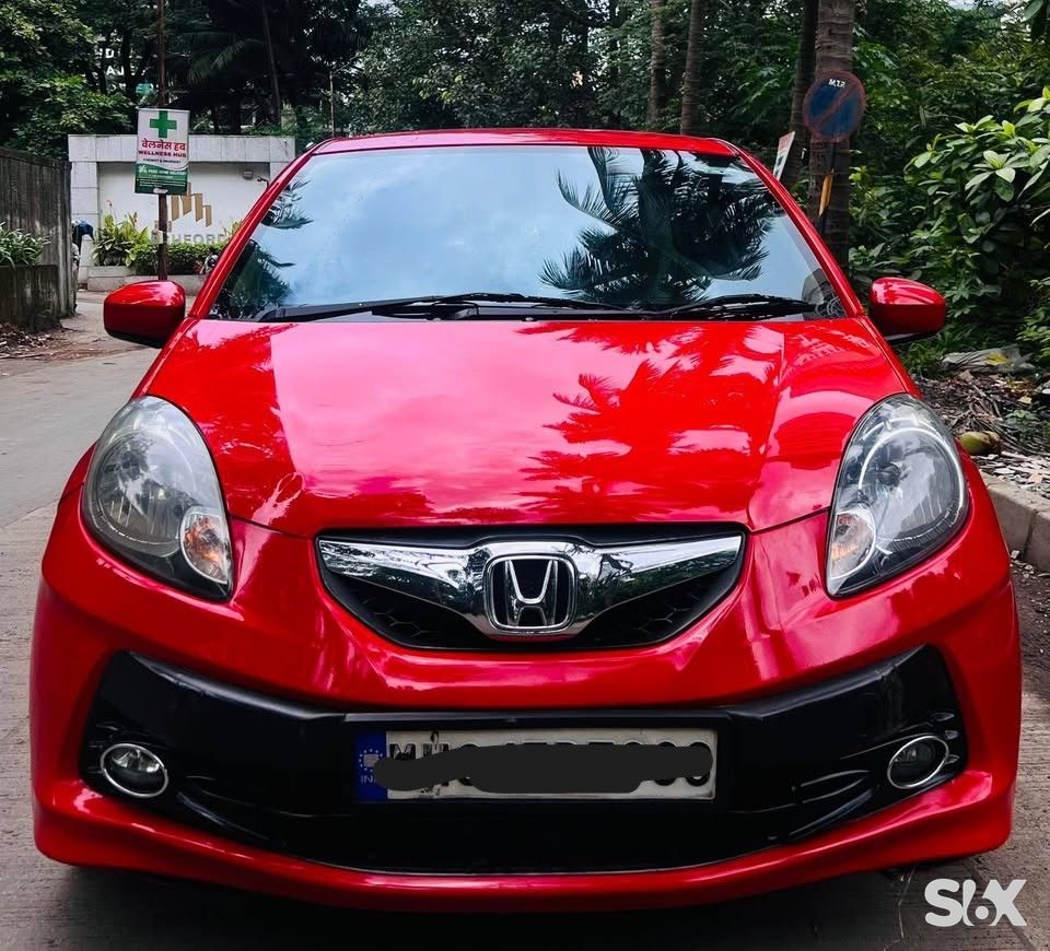 Honda Brio 2011-2013-12-v-mt Used cars in Model-brio