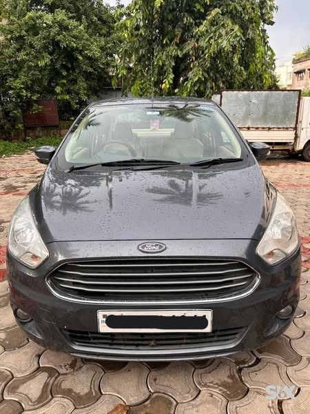 Ford FIGO 12-p-trend Used cars in Model-figo