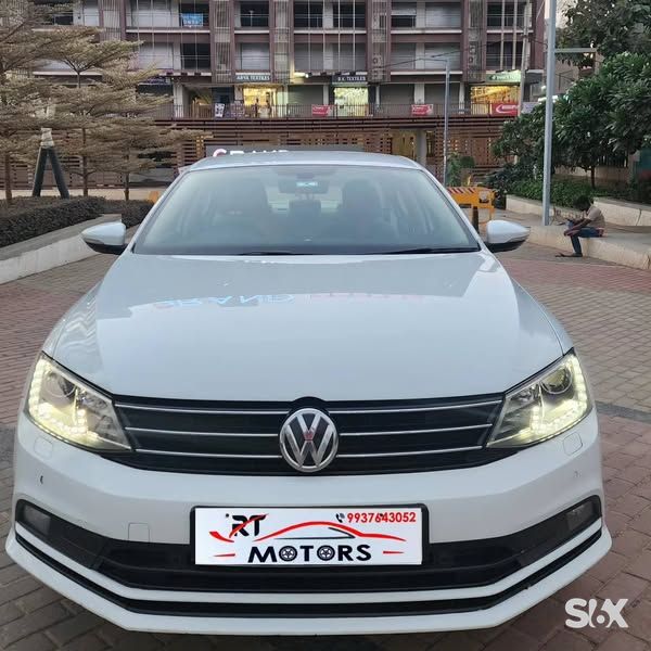 VOLKSWAGEN Jetta highline-tdi-amt Used cars in Model-jetta