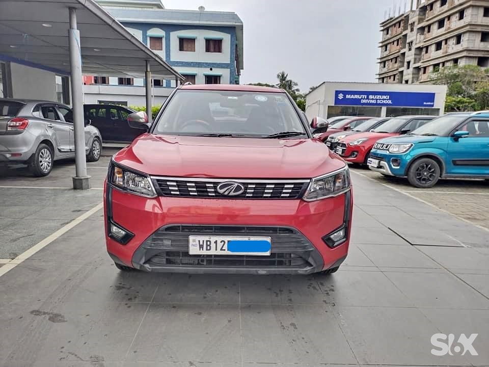 Mahindra XUV300 12-w6-petrol Used cars in Model-xuv300