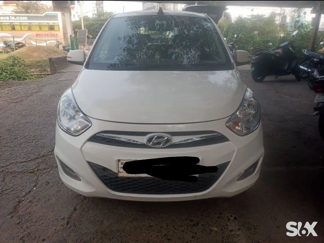 Hyundai i10 2010-2017-11-sportz Used cars in Model-i10