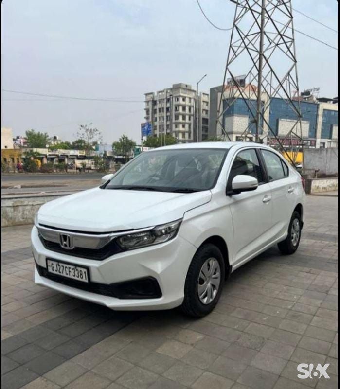 Honda Amaze 15-smt-i-dtec-special-edition Used cars in Model-amaze