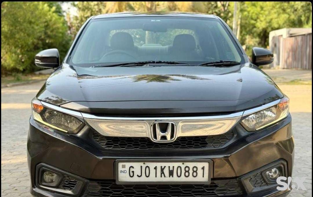 Honda Amaze 12-s-i-vtec-at Used cars in Model-amaze