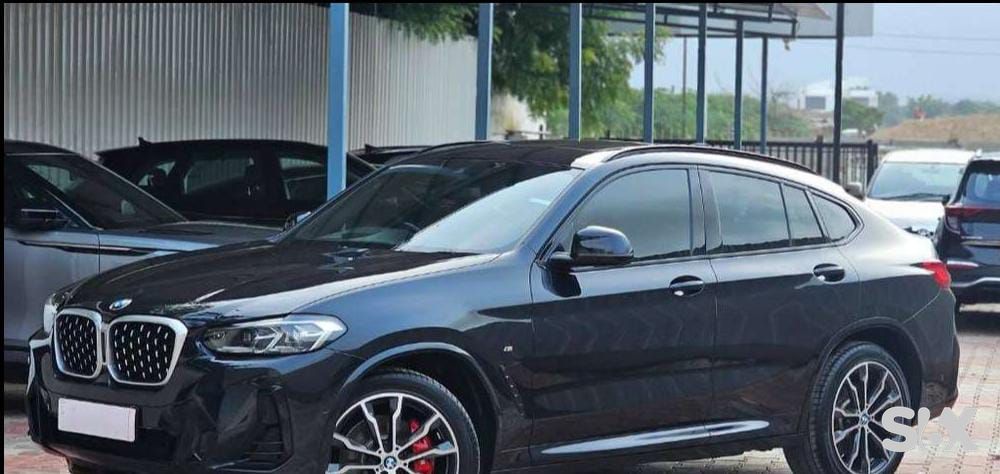 BMW X4 30-drive-30d-black-shadow-edition Used cars in Brand-bmw