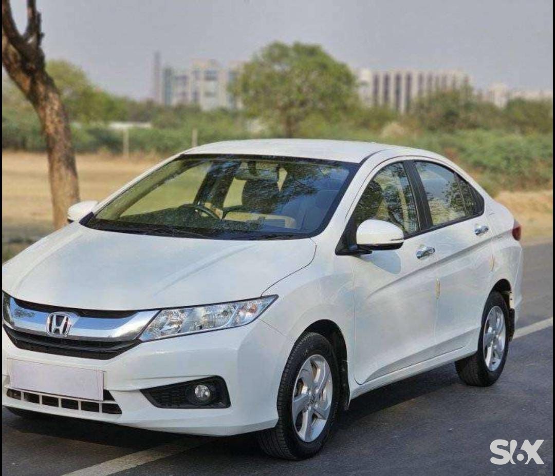 Honda City 15-v-cvt-i-vtec-mt Used cars in Under-6-lakh