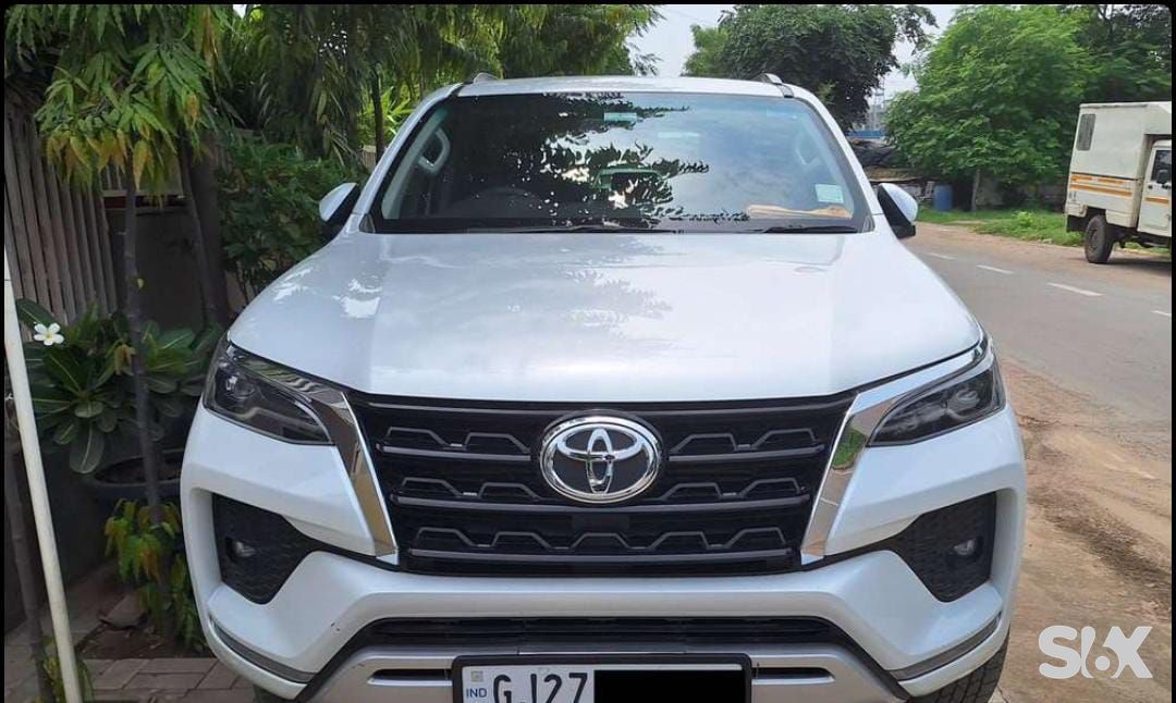 Toyota Fortuner 4x2-mt-28-diesel Used cars in Model-fortuner