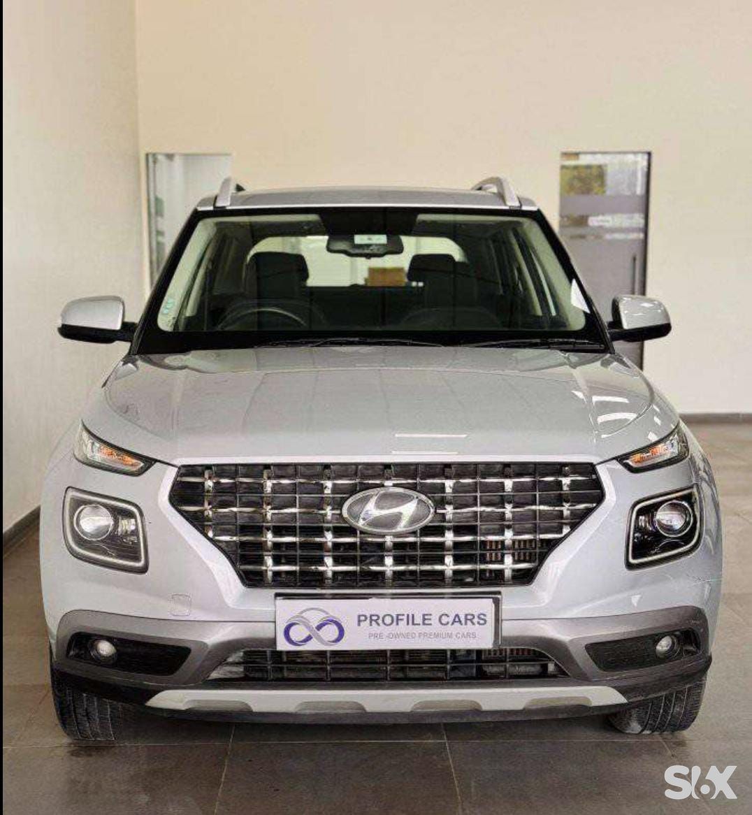 Hyundai Venue 10-sx-turbo-gdi-dual-tone Used cars in Model-venue