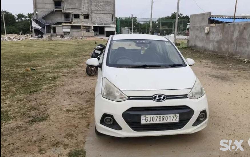 Hyundai Grand i10 2013-2017-12-kappa-vtvt-sportz Used cars in Gandhidham