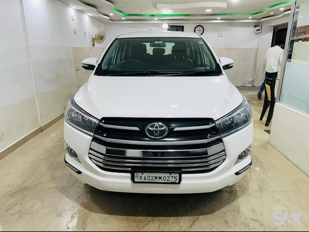 Toyota Innova crysta-24zx-automatic Used cars in Model-innova