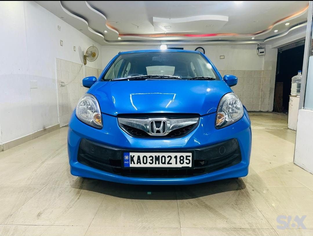 Honda Brio s-mt Used cars in Model-brio