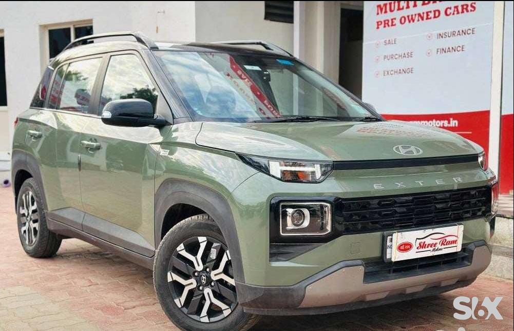Hyundai Exter sx-o-connect-12-amt-dual-tone Used cars in Ahmedabad