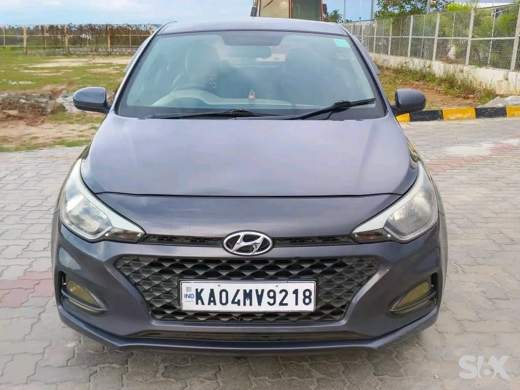 Hyundai i20 manga-crdi Used cars in Model-i20