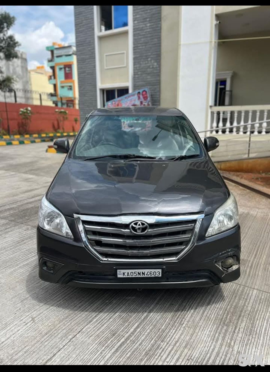 Toyota Innova 25-g3 Used cars in Model-innova