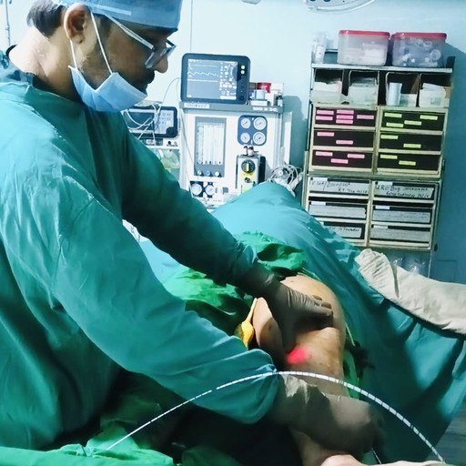 Dr. Aasim Farooqui