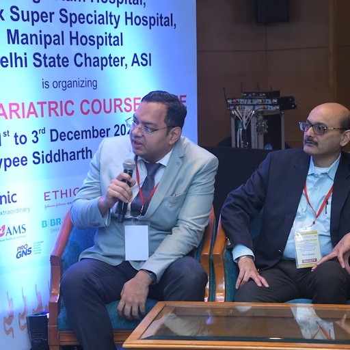 Dr. Dhruv Kundra