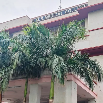 Dr. MEENA ASHOK KUMAR