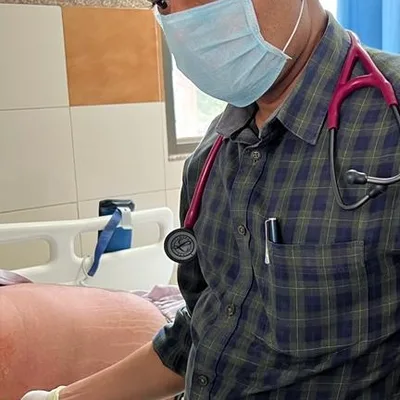 Dr. Vijayant Solanki
