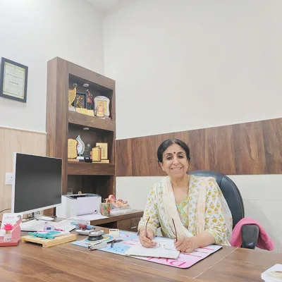 Dr. Tandon Salil