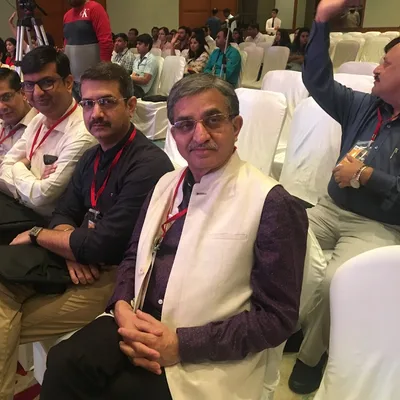 Dr. Akshit Mahajan