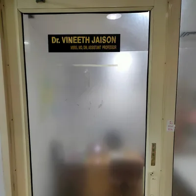 Dr. Jaison Vineeth