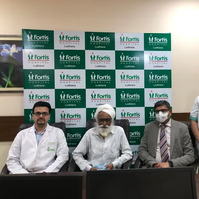 Dr. Nikhil Bansal