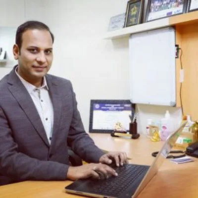 Dr. Puneet Kumar