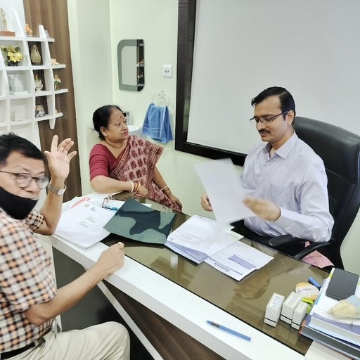 Dr. Manoj Kumar Khemani