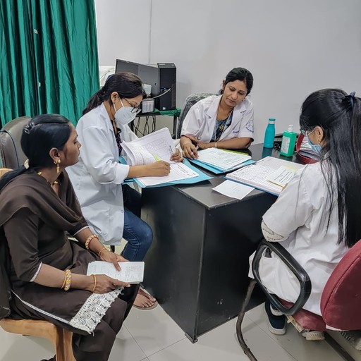 Dr. Meena Naik