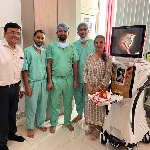 Dr. Nidhi Dhawan