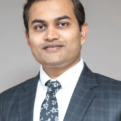 Dr. Akshay Raut