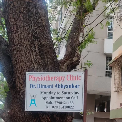 Dr. Himanee Pandit Physiotherapist