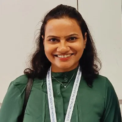Dr. Madhura Fadnis Kharadkar