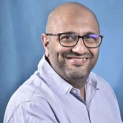 Dr. Pushkar Waknis