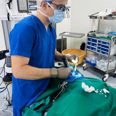 Dr. Robin Jain