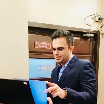 Dr. Rohit Luthra