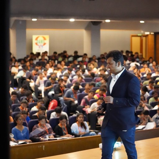 Dr. Rahul Nikumbhe