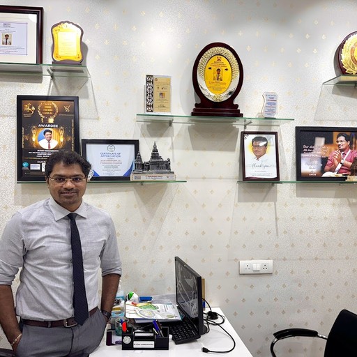 Dr. Vijay Chakkaravarthy K R