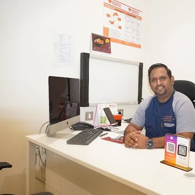 Dr. Durai Ravi