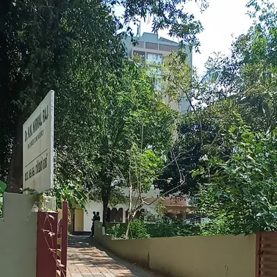 Dr. Nirmalraj T