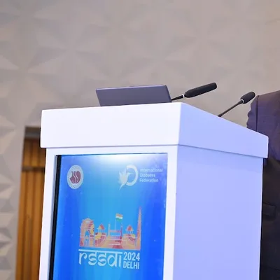Dr. Vijay Viswanathan