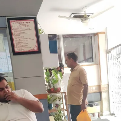 Dr. Sashi Khetrapal