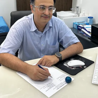 Dr. Rishi Raj Vohra