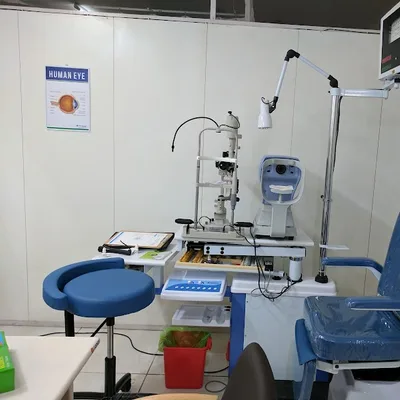 Dr. Vinit Dahiya