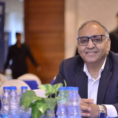 Dr. Manu Gupta