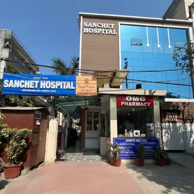 Dr. Mukesh Agarwal