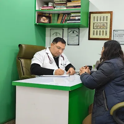Dr. Mohammad Mufeeq